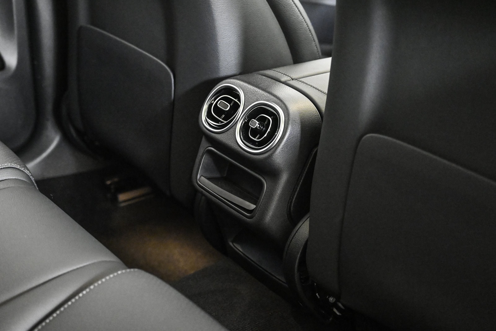 2025 MERCEDES-BENZ GLC-CLASS - Image 18