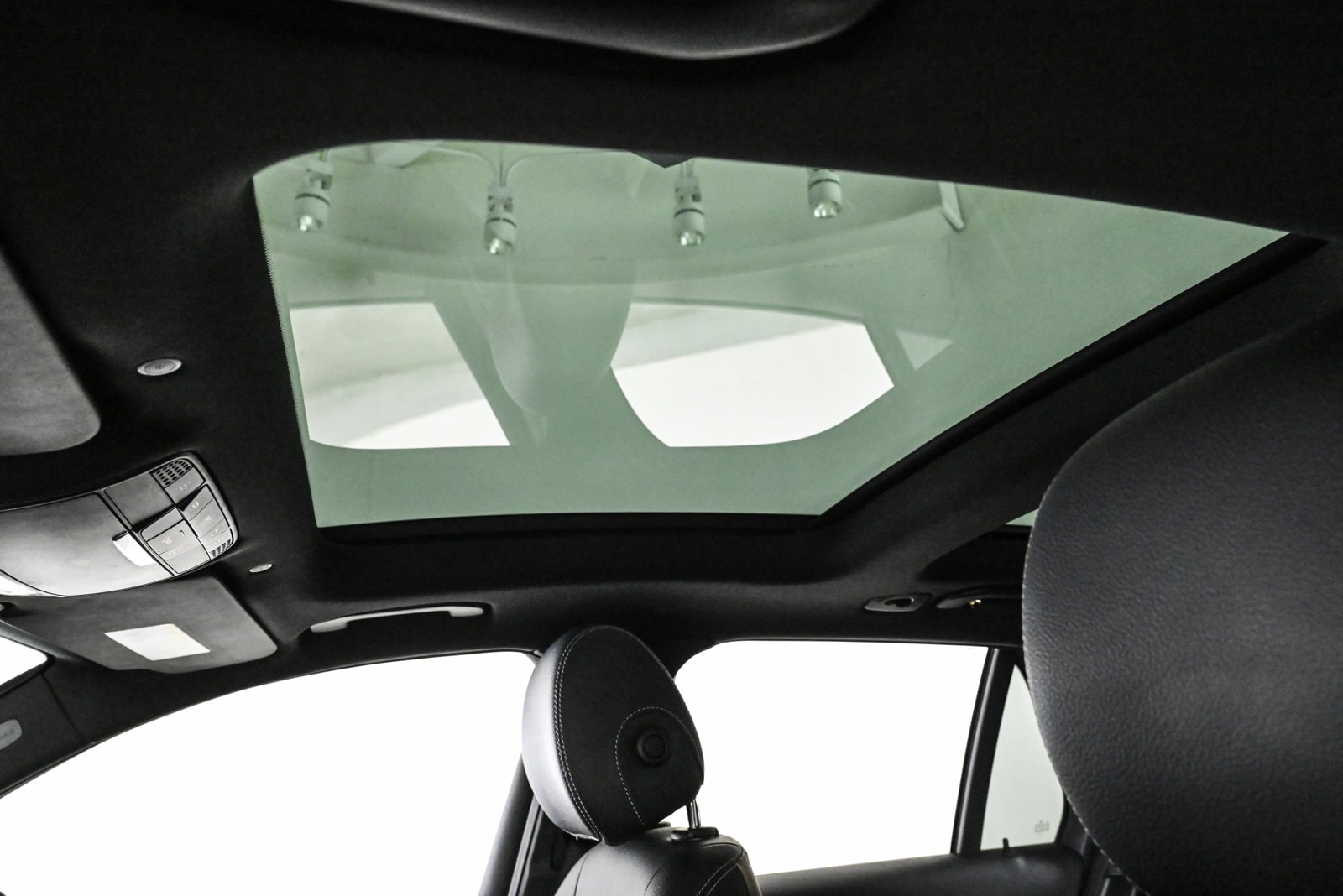 2021 MERCEDES-BENZ GLC-CLASS - Image 17