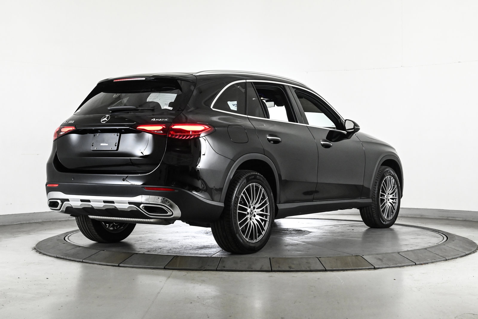 2026 MERCEDES-BENZ GLC-CLASS - Image 5