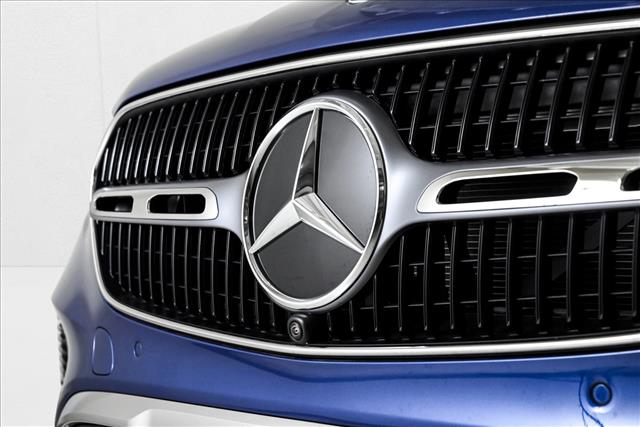 2025 Mercedes Benz GLC 350e 4MATIC photo 3