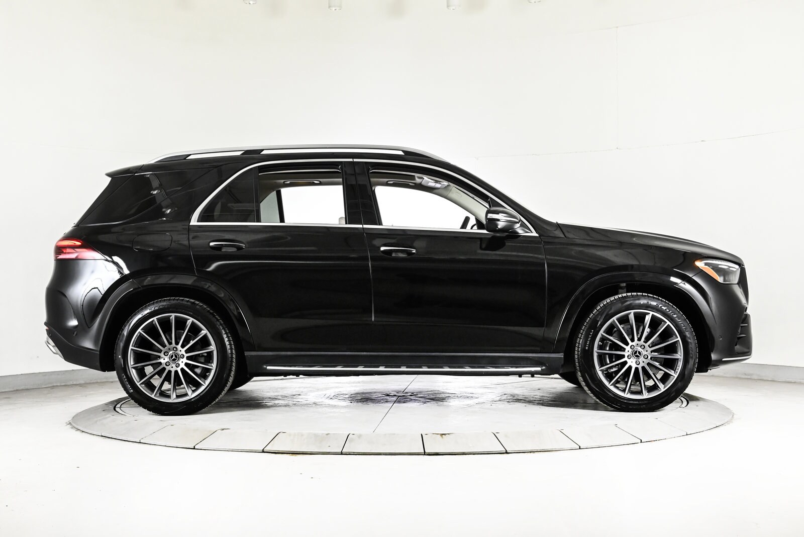 2026 MERCEDES-BENZ GLE-CLASS - Image 4