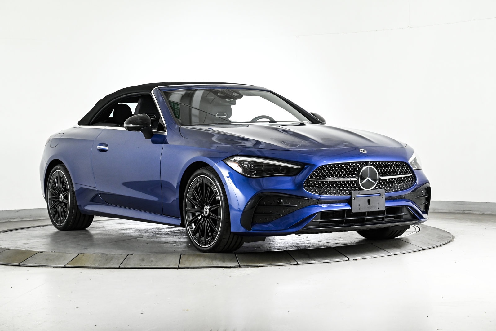 2024 MERCEDES-BENZ CLE - Image 3