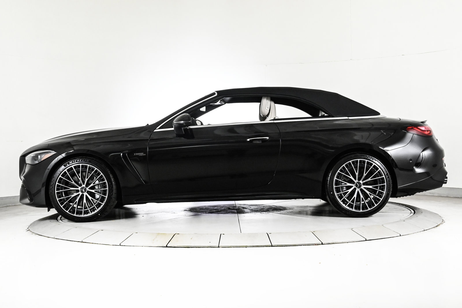 2026 MERCEDES-BENZ CLE - Image 9