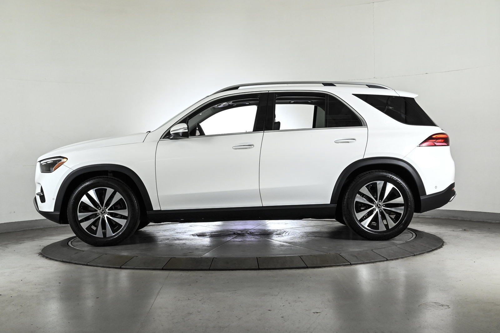 2025 MERCEDES-BENZ GLE-CLASS - Image 8