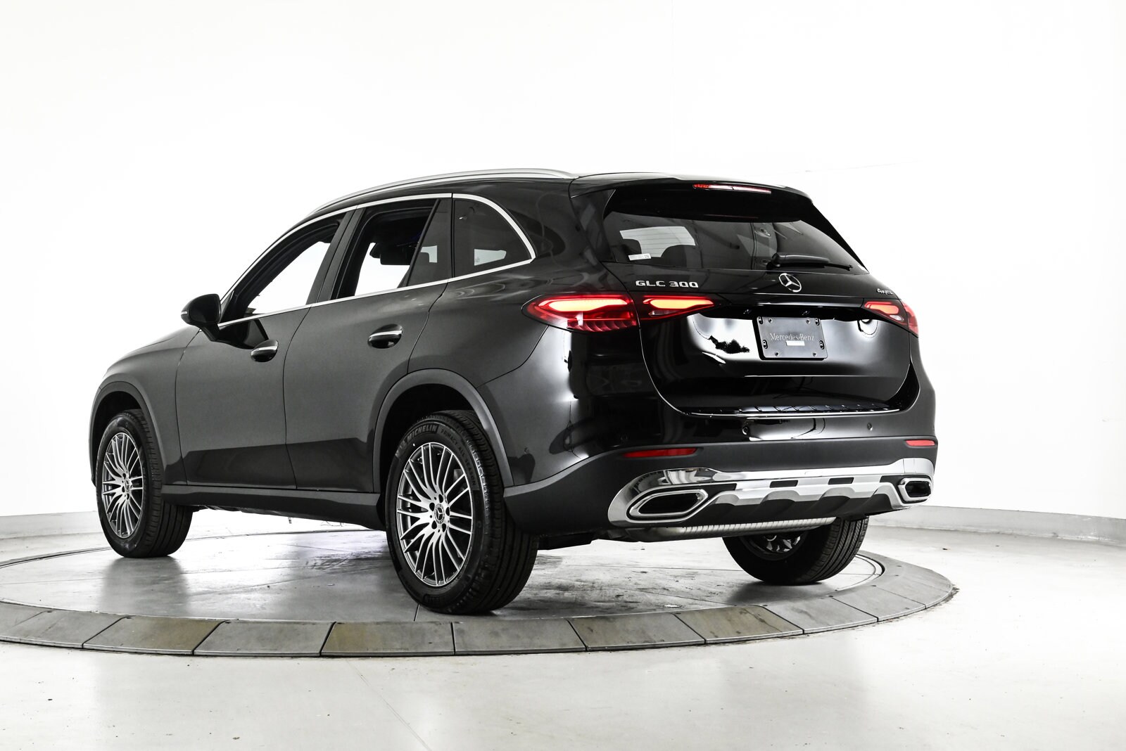 2026 MERCEDES-BENZ GLC-CLASS - Image 8