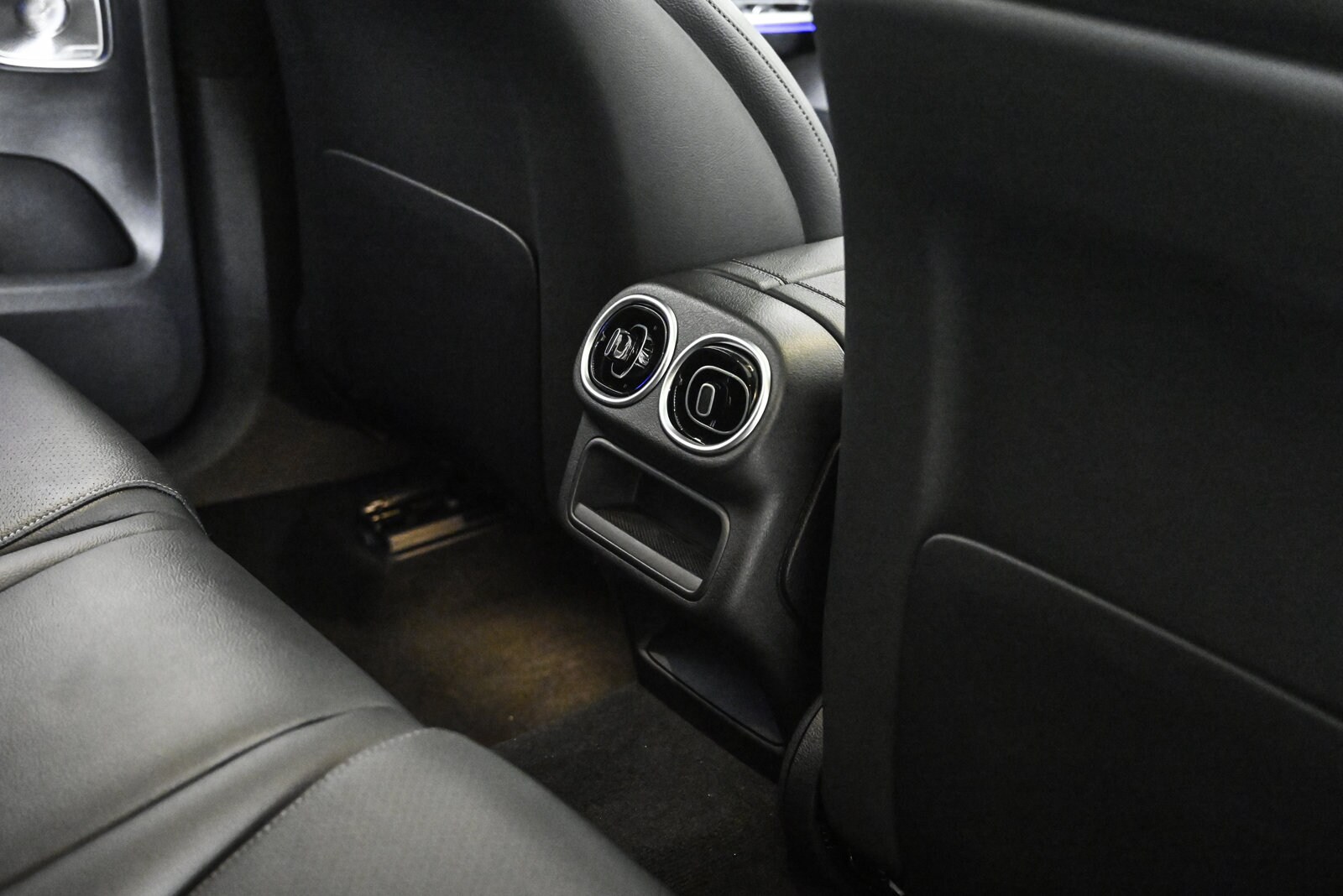 2026 MERCEDES-BENZ GLC-CLASS - Image 19