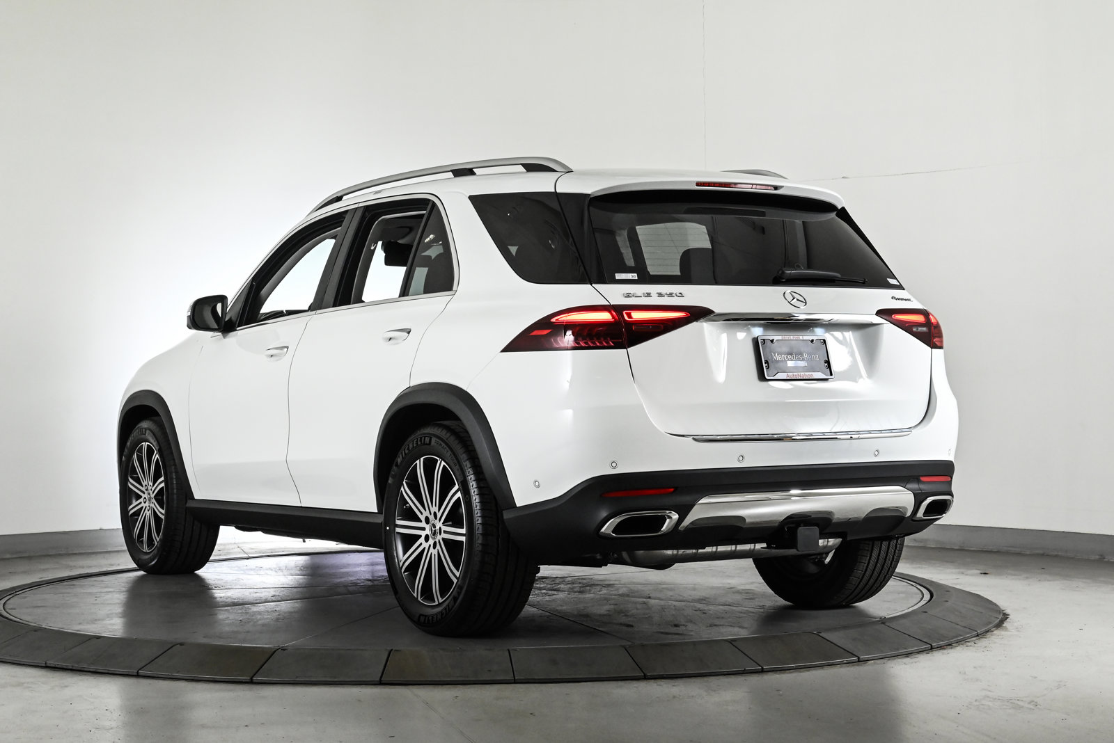 2026 MERCEDES-BENZ GLE-CLASS - Image 8