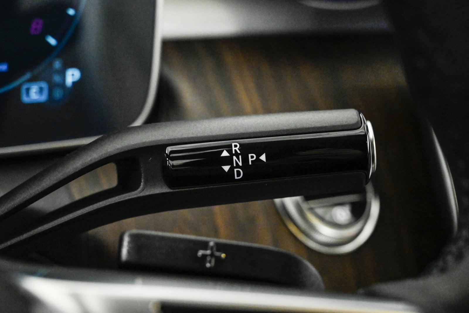 2025 MERCEDES-BENZ C-CLASS - Image 12