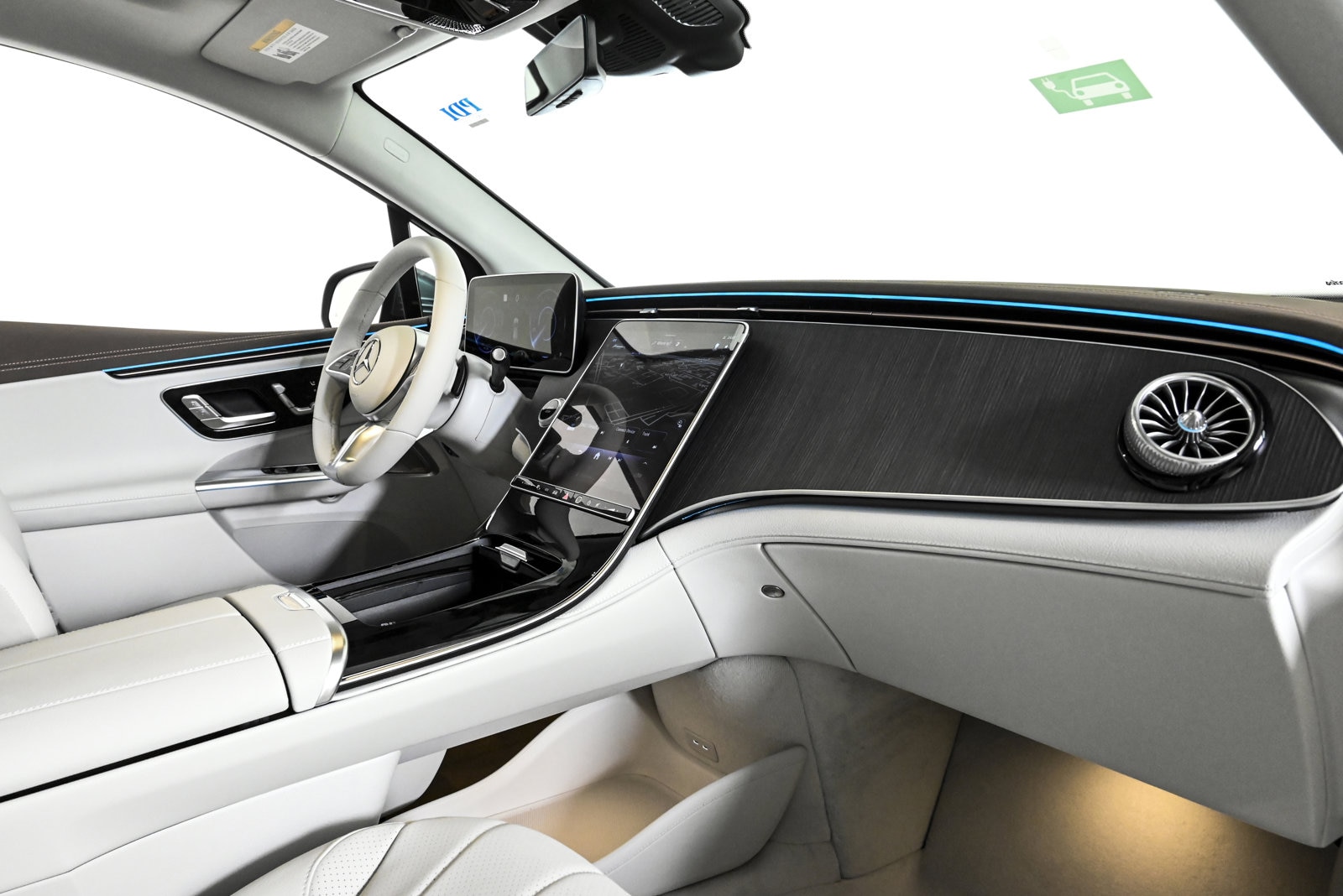 2026 MERCEDES-BENZ EQE-CLASS SUV - Image 9