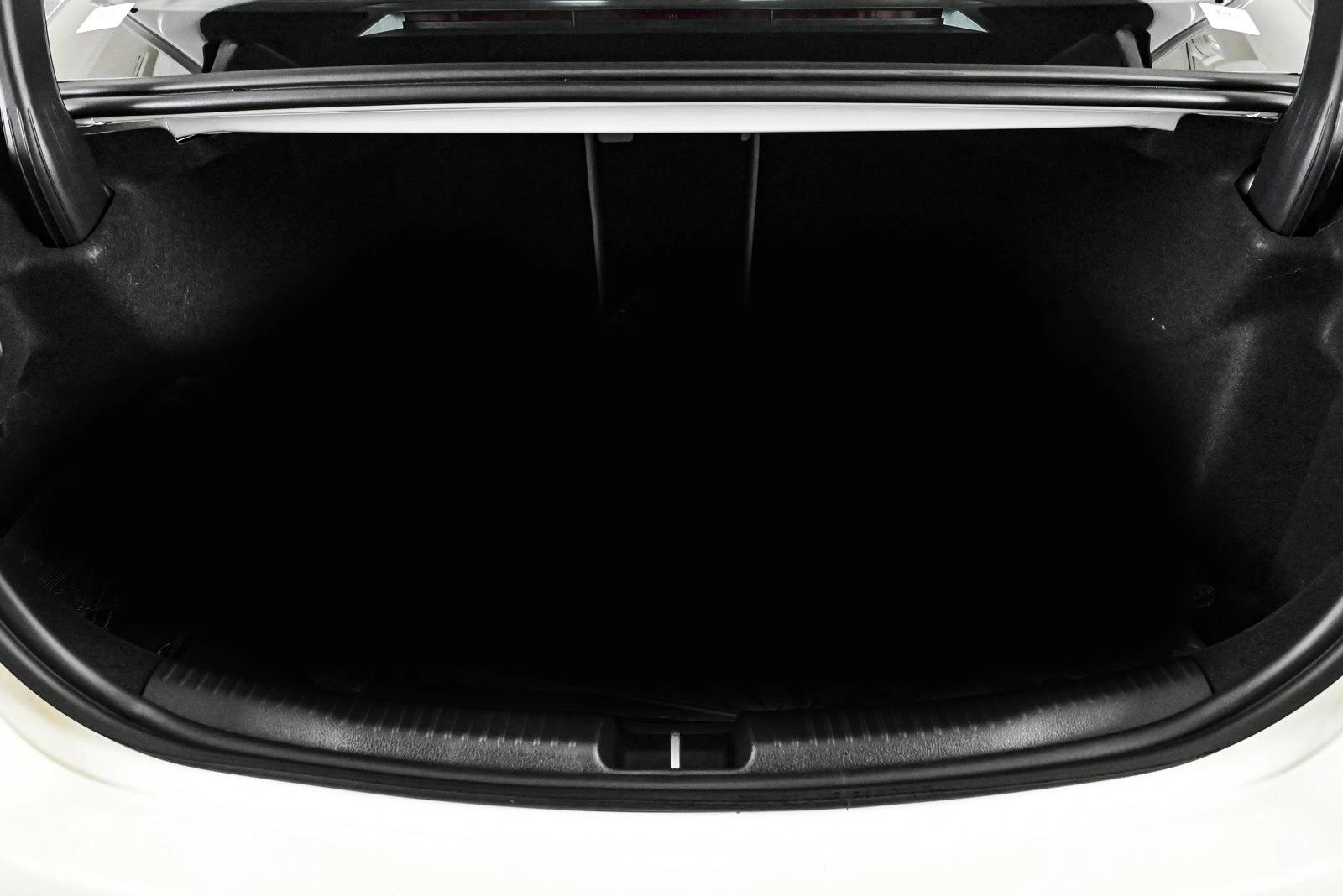 2026 MERCEDES-BENZ C-CLASS - Image 6