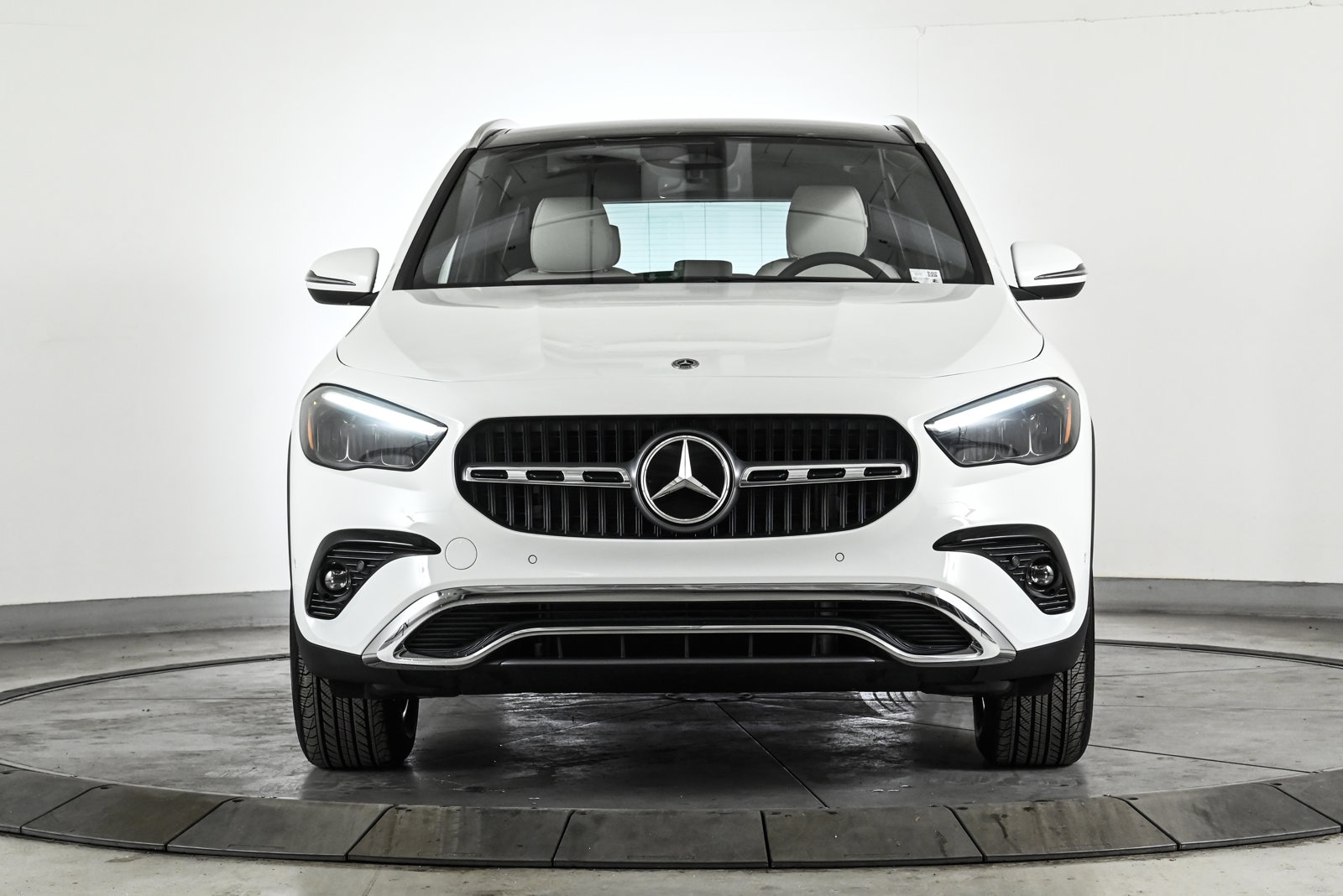 2026 MERCEDES-BENZ GLA-CLASS - Image 2