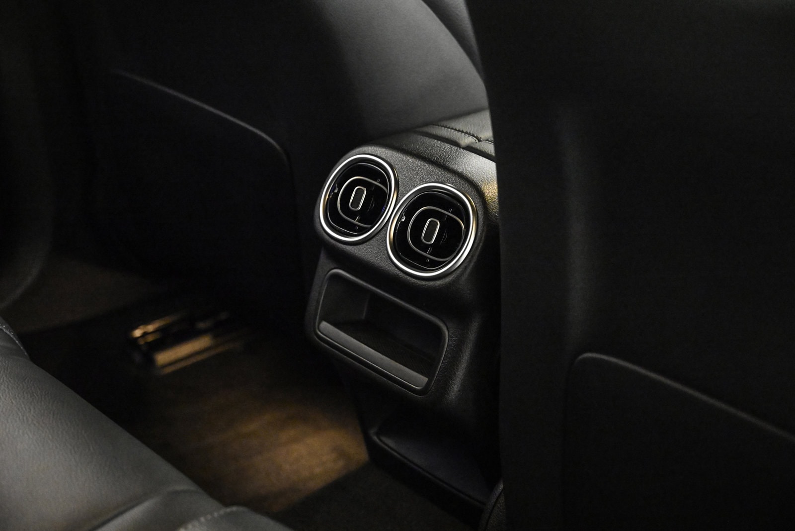 2026 MERCEDES-BENZ GLC-CLASS - Image 19