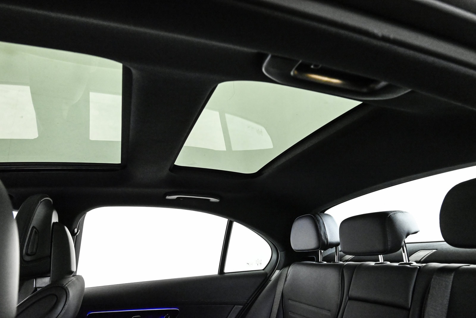 2025 MERCEDES-BENZ C-CLASS - Image 23