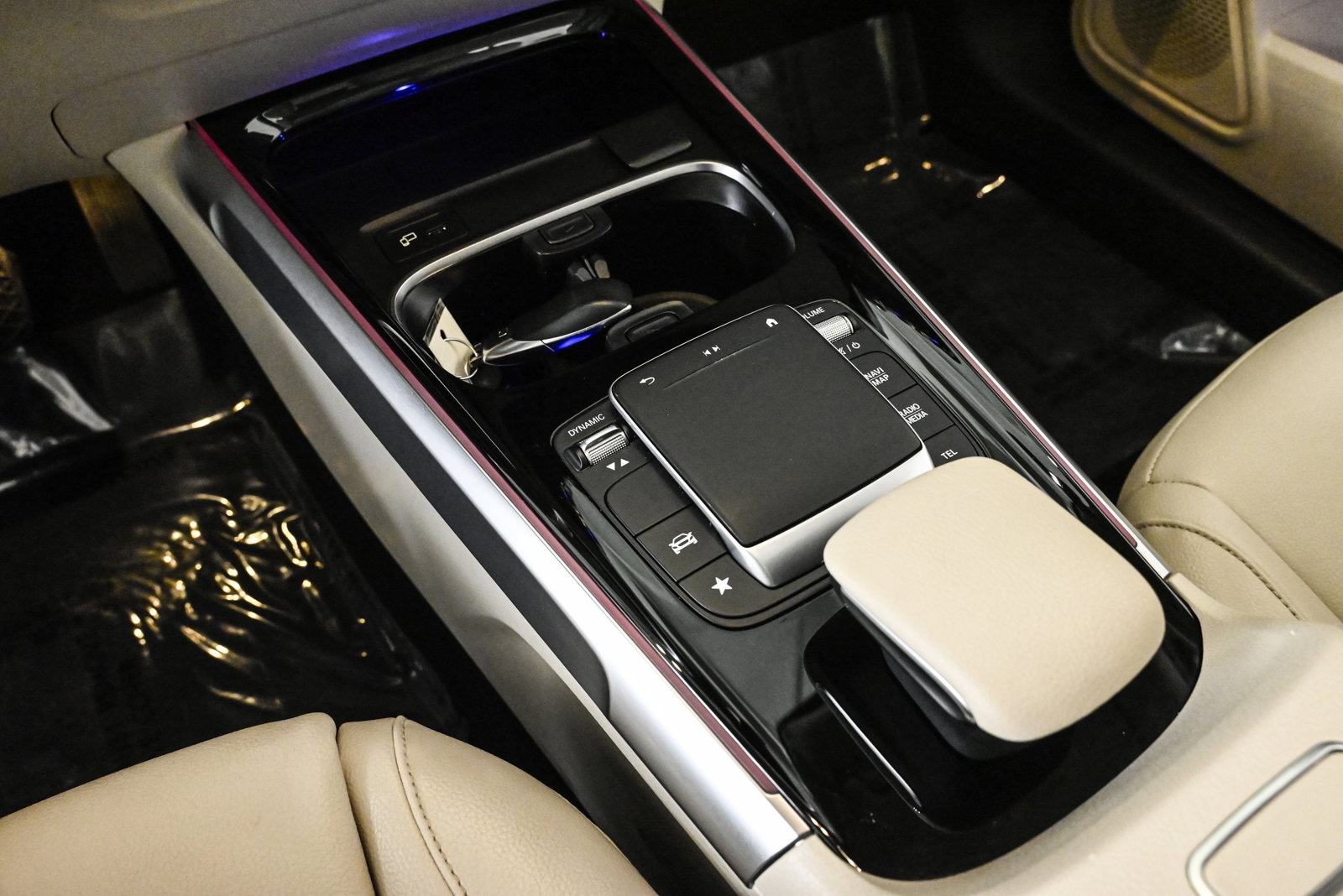 2022 MERCEDES-BENZ GLB-CLASS - Image 13