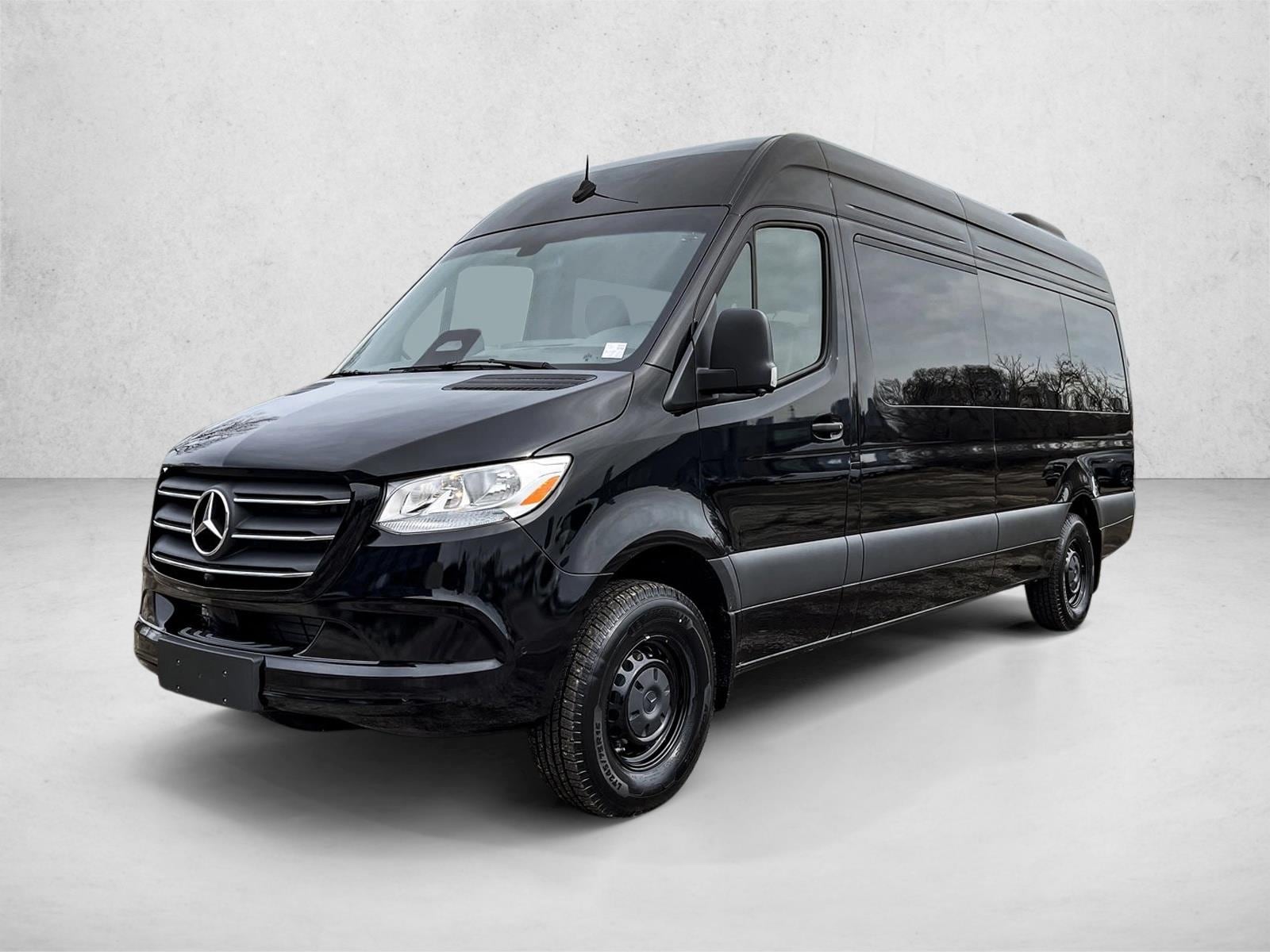 2026 Mercedes-Benz Sprinter 2500 170 WB HO High Roof's photo