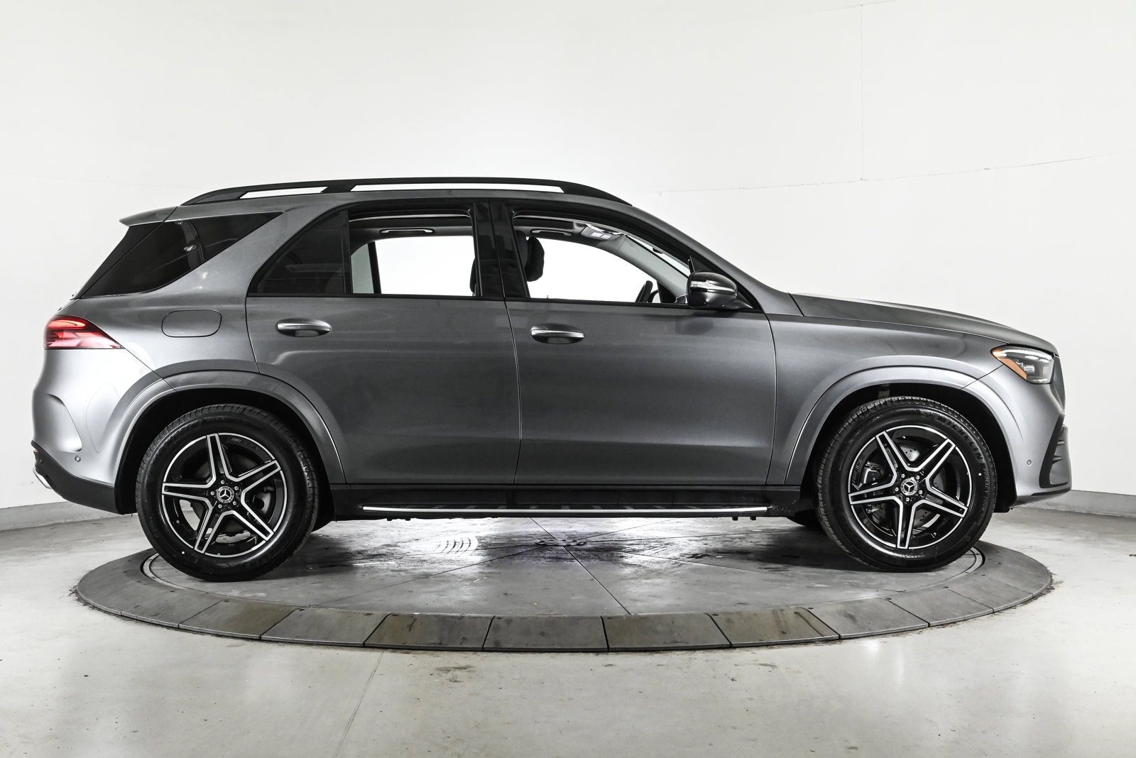 2026 MERCEDES-BENZ GLE-CLASS - Image 5