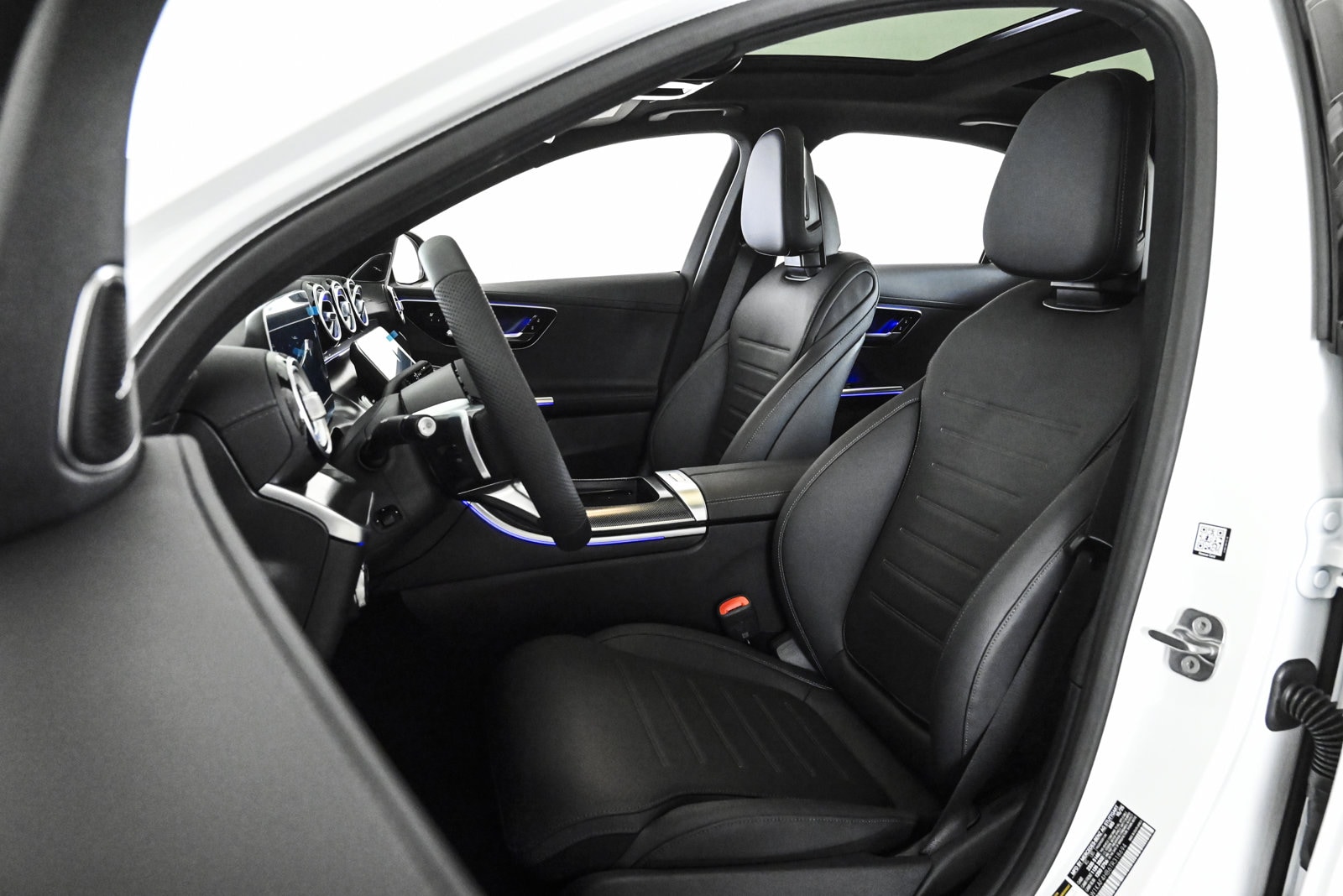 2026 MERCEDES-BENZ C-CLASS - Image 18