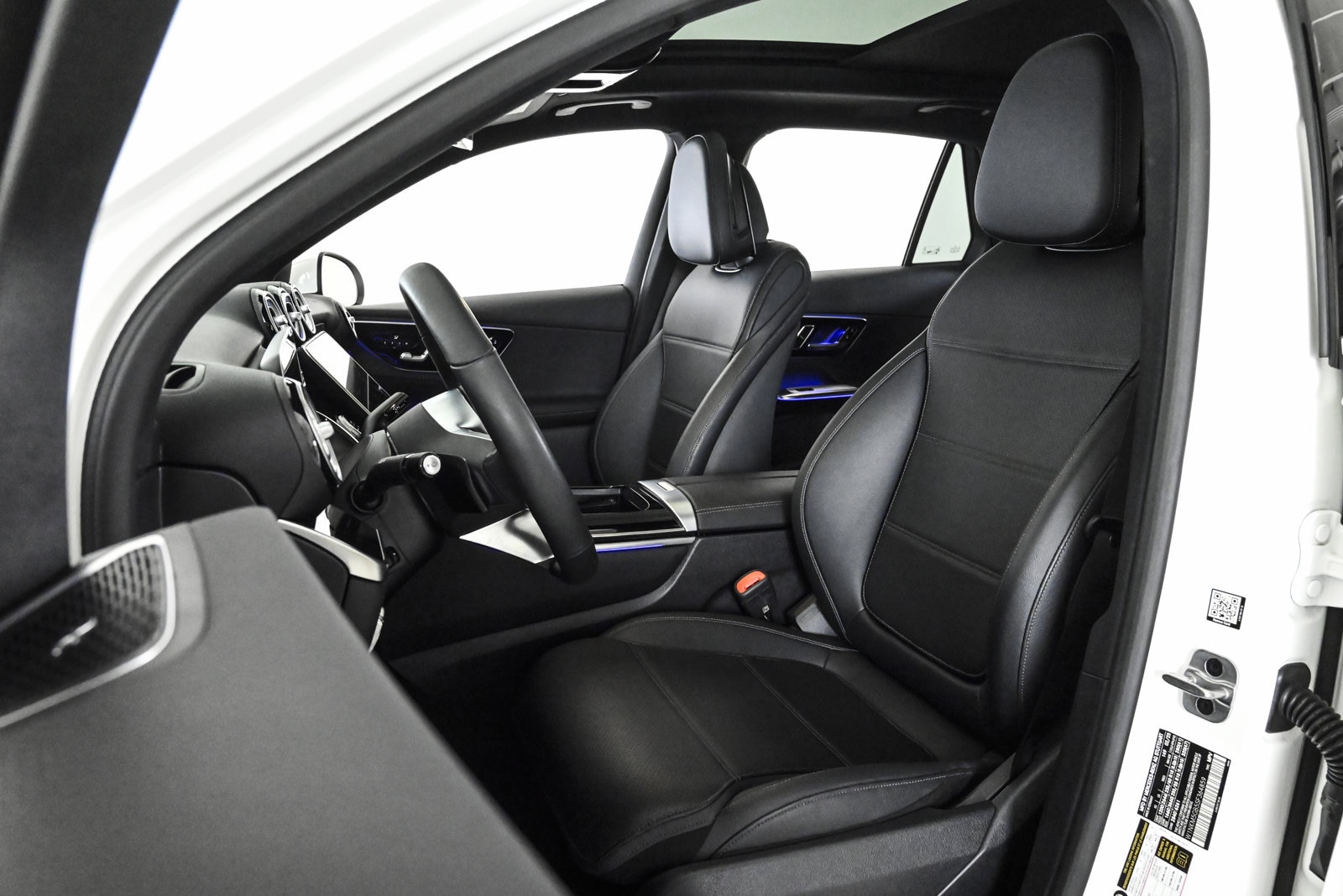 2025 MERCEDES-BENZ GLC-CLASS - Image 18