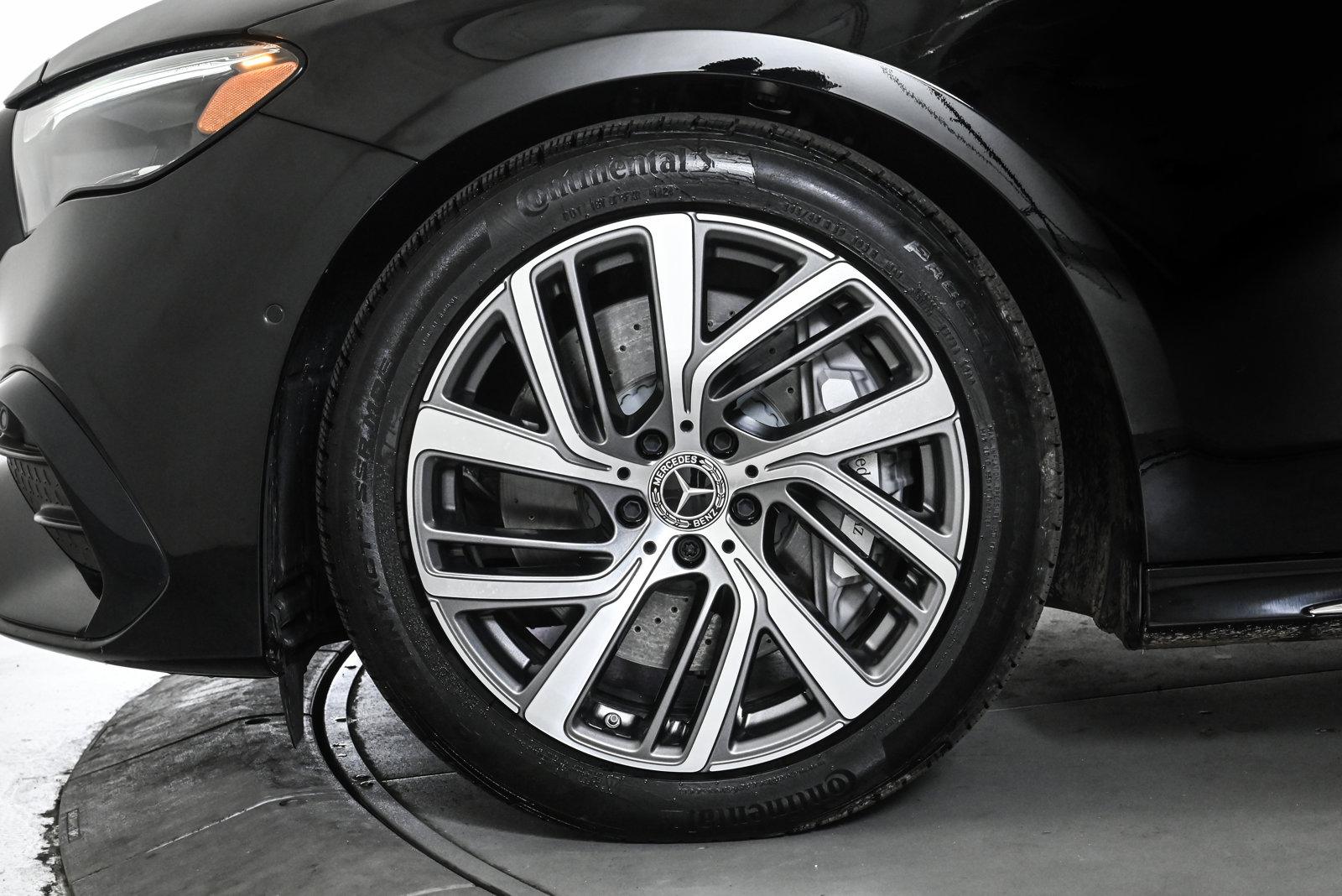 2025 MERCEDES-BENZ E-CLASS - Image 26