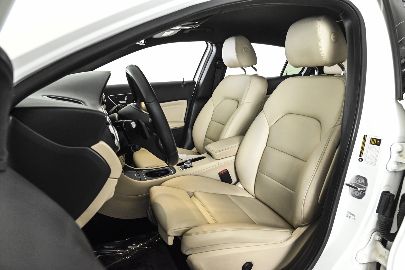 2020 MERCEDES-BENZ GLA-CLASS - Image 18