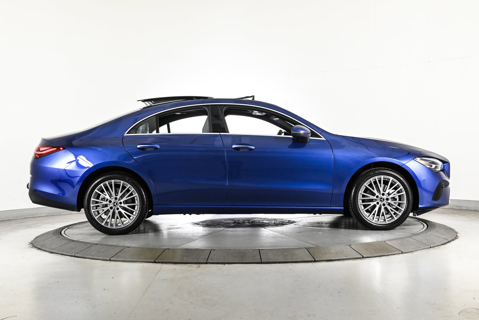 2026 MERCEDES-BENZ CLA-CLASS - Image 4