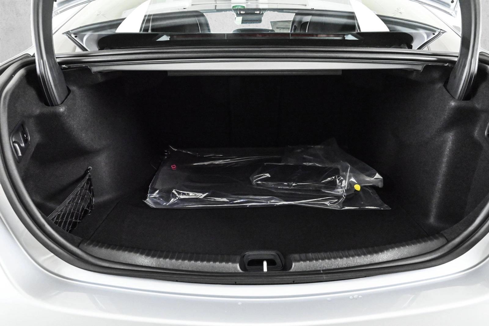 2025 MERCEDES-BENZ C-CLASS - Image 6