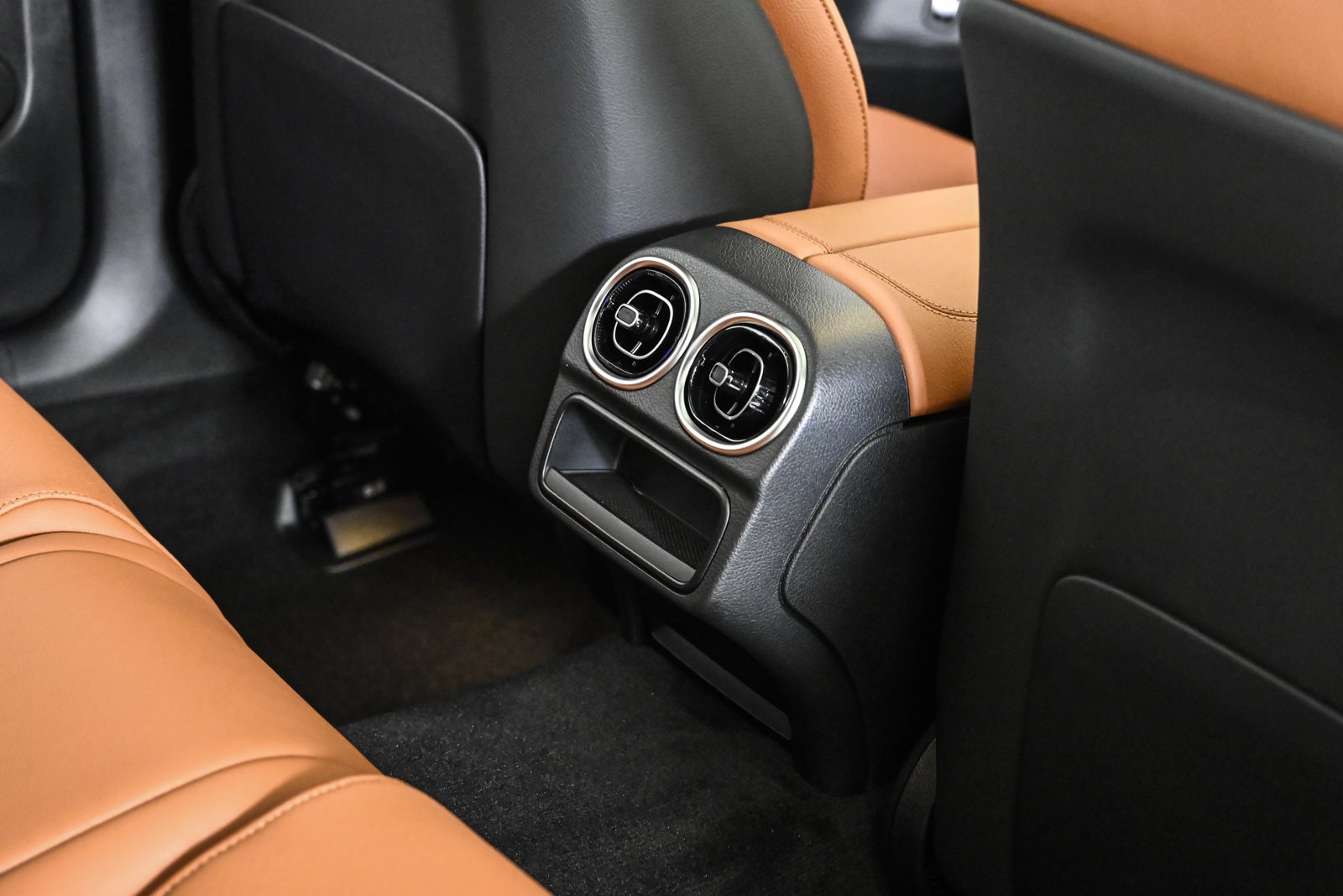 2026 MERCEDES-BENZ C-CLASS - Image 19