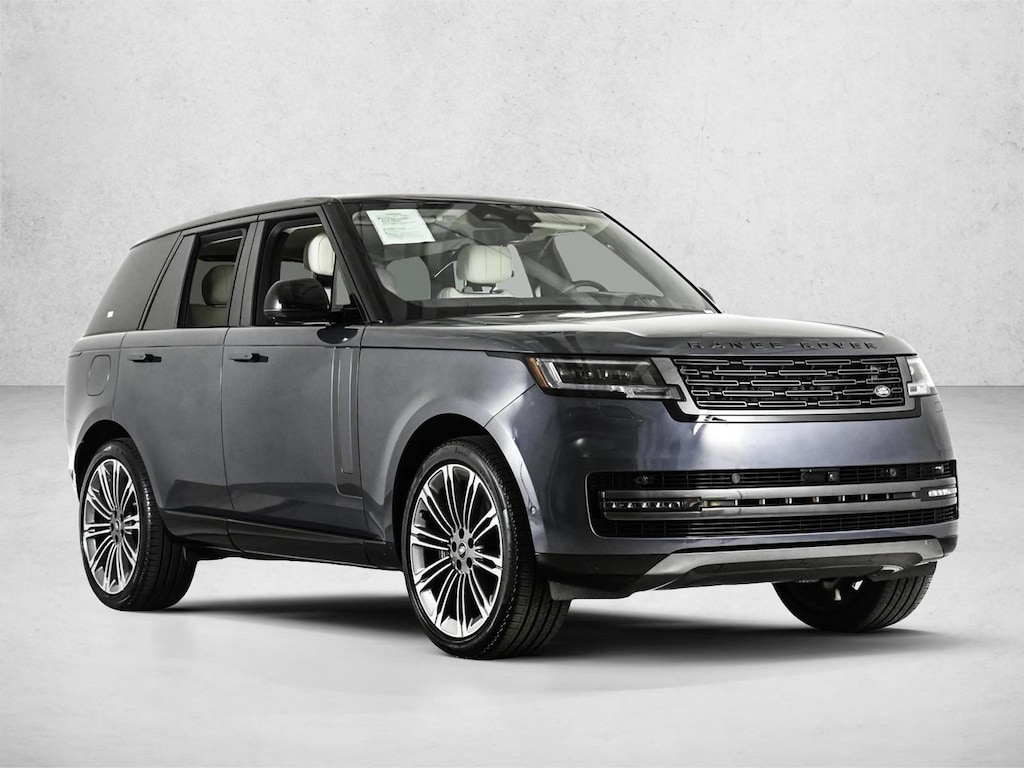 Used 2025 Land Rover Range Rover P530 SE SUV