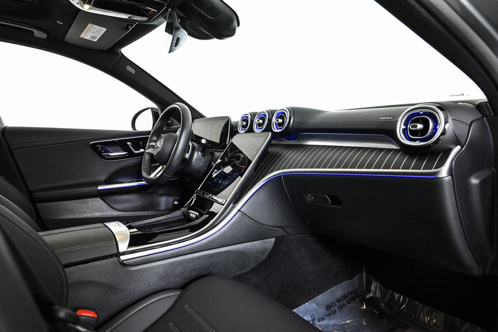 2025 MERCEDES-BENZ C-CLASS - Image 24