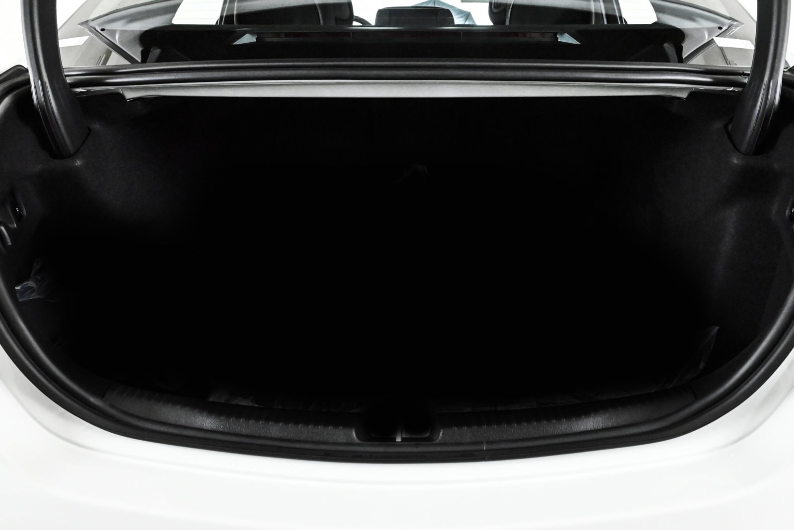 2026 MERCEDES-BENZ C-CLASS - Image 6