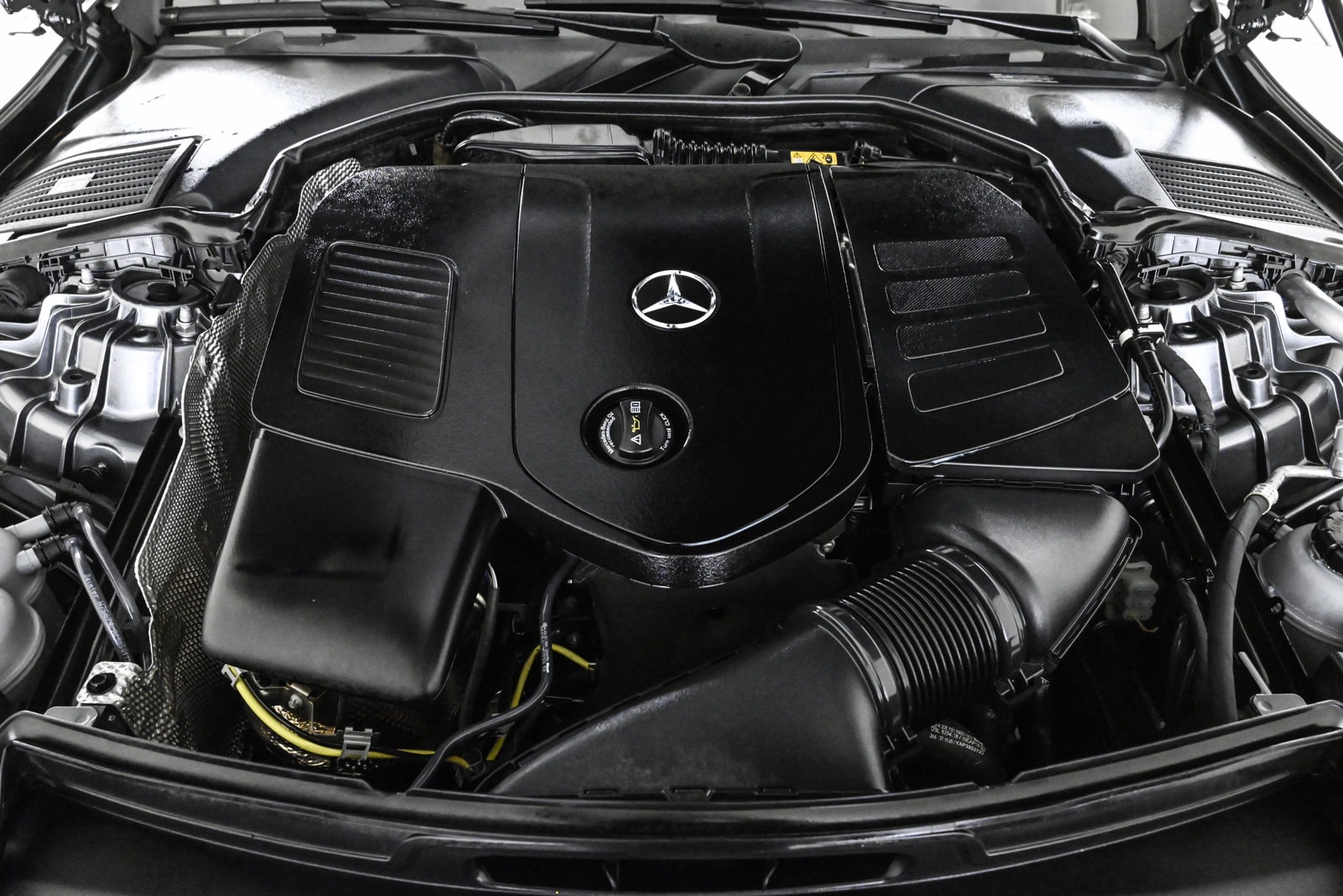 2025 MERCEDES-BENZ C-CLASS - Image 25