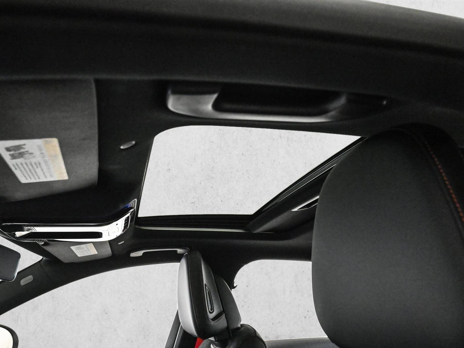 2025 MERCEDES-BENZ C-CLASS - Image 17