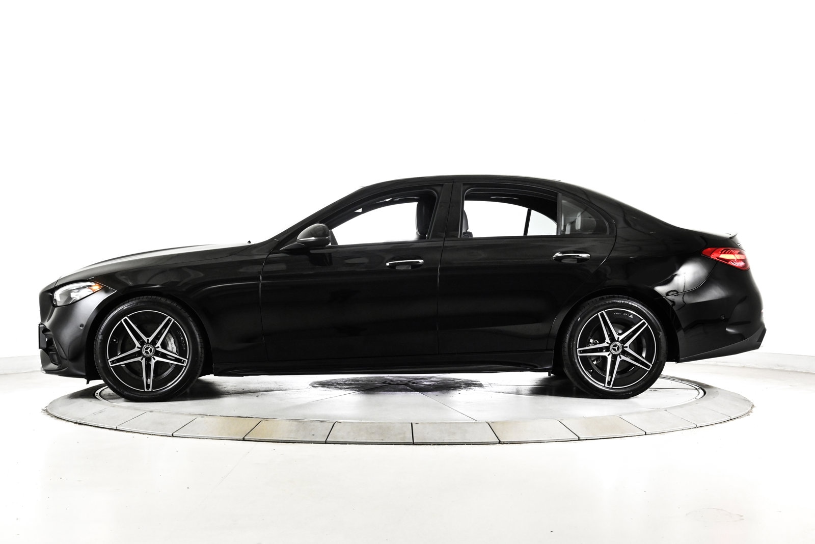 2025 MERCEDES-BENZ C-CLASS - Image 9