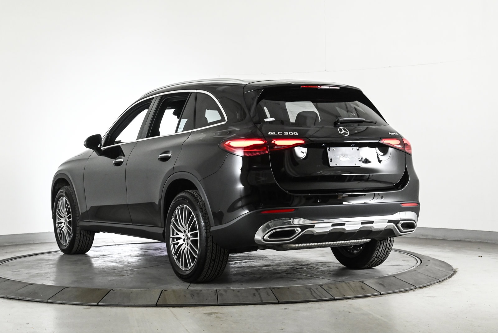 2026 MERCEDES-BENZ GLC-CLASS - Image 8