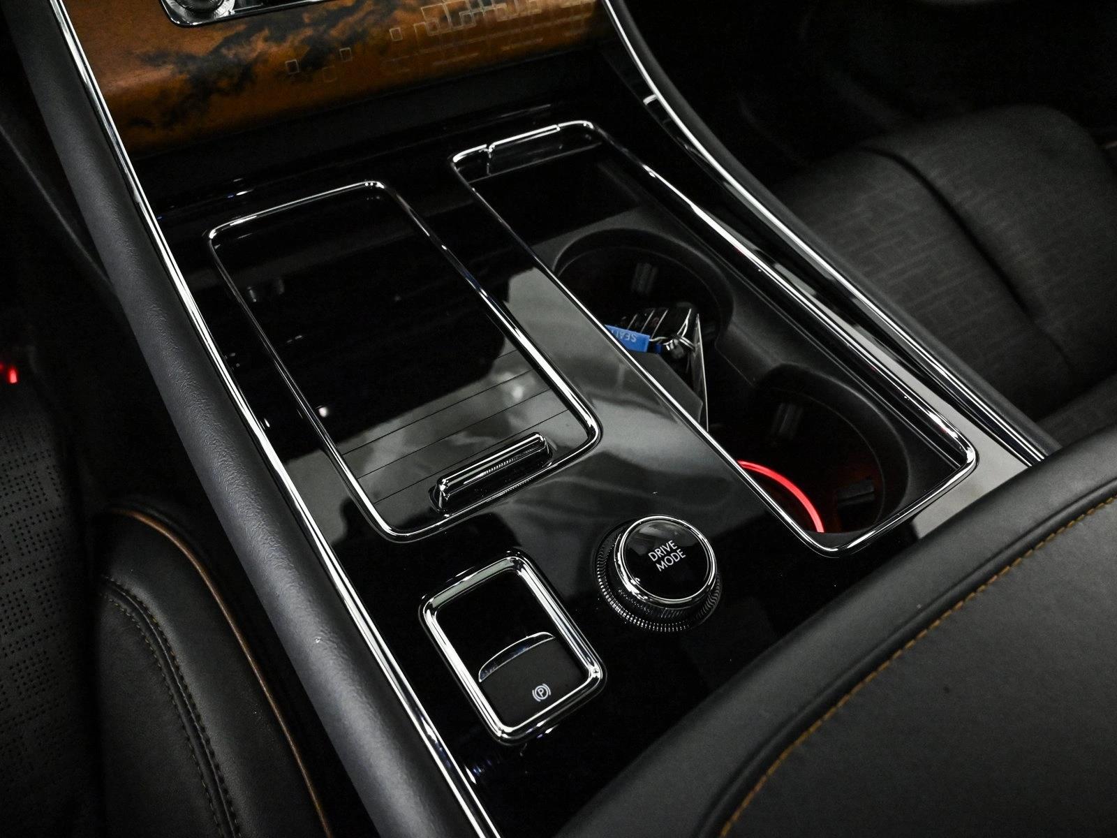 2025 LINCOLN AVIATOR - Image 13