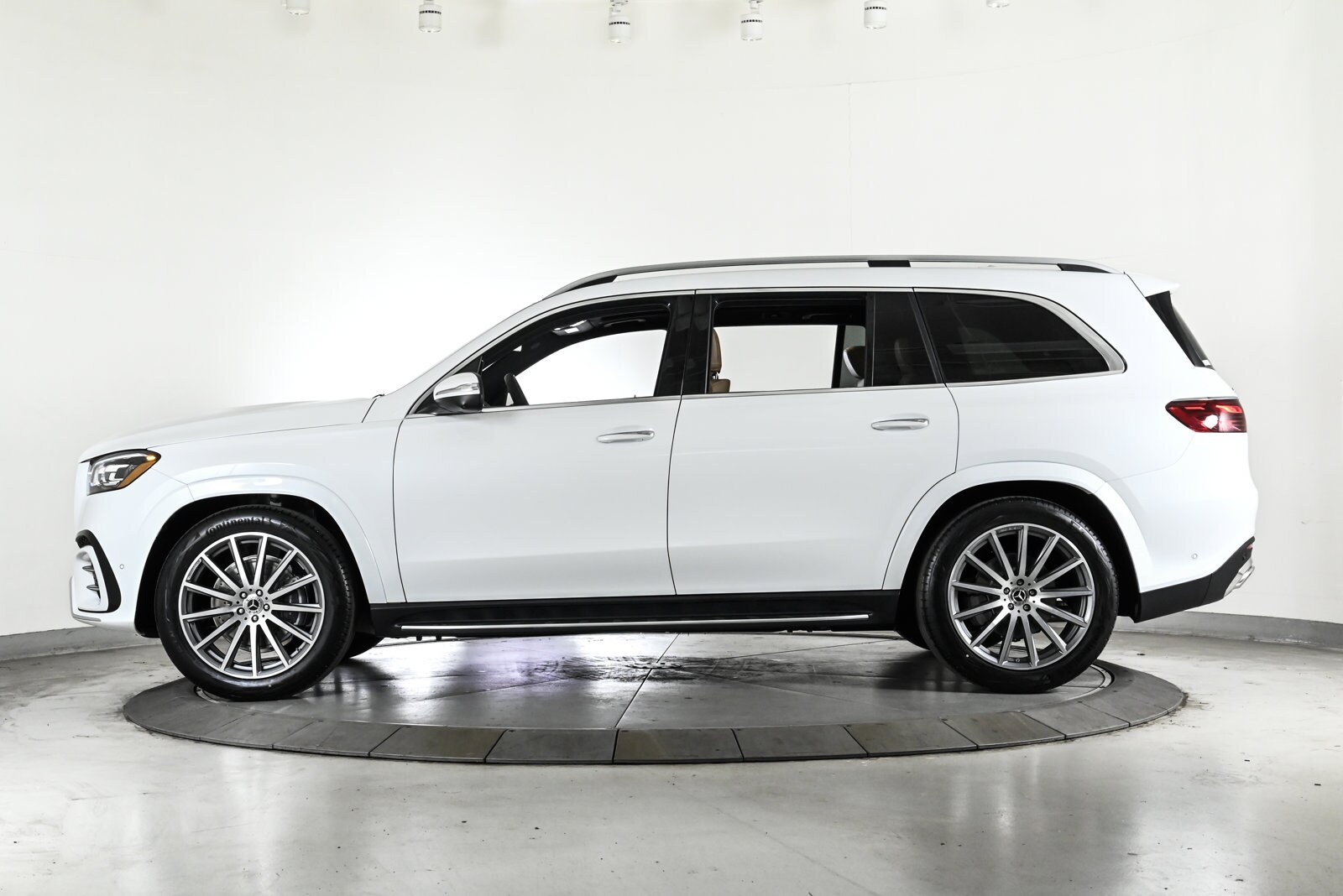 2026 MERCEDES-BENZ GLS-CLASS - Image 9