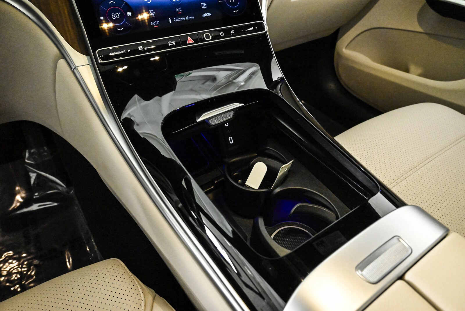 2025 MERCEDES-BENZ GLC-CLASS - Image 13