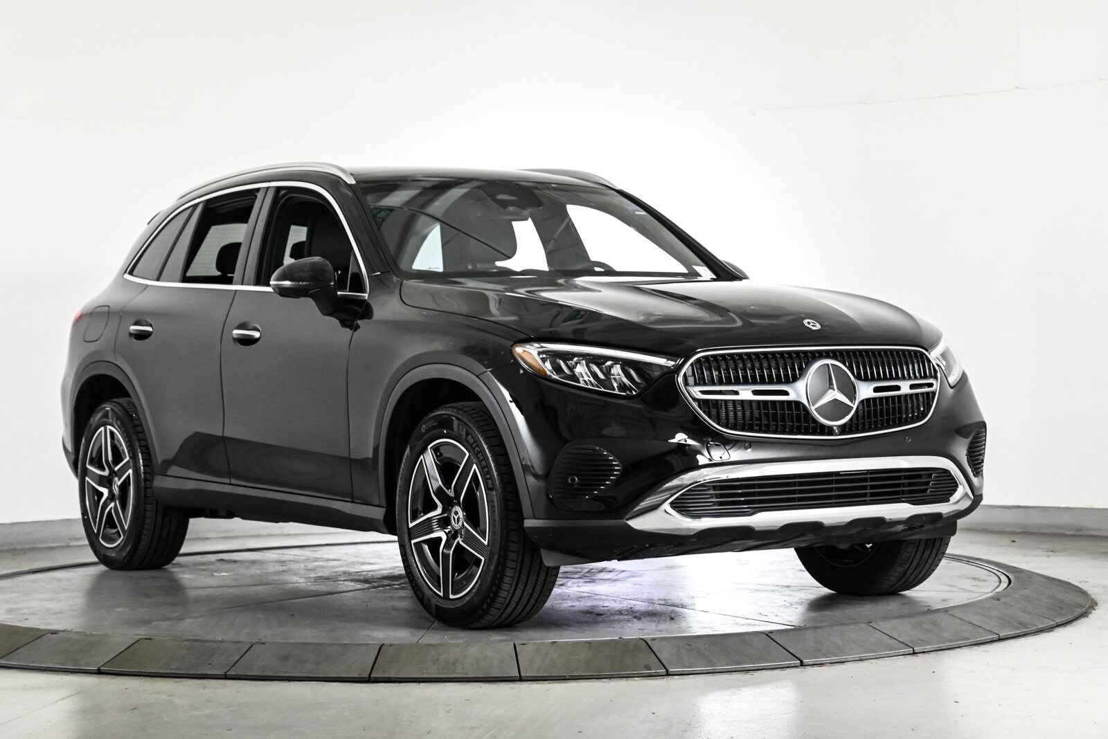 2026 MERCEDES-BENZ GLC-CLASS - Image 3