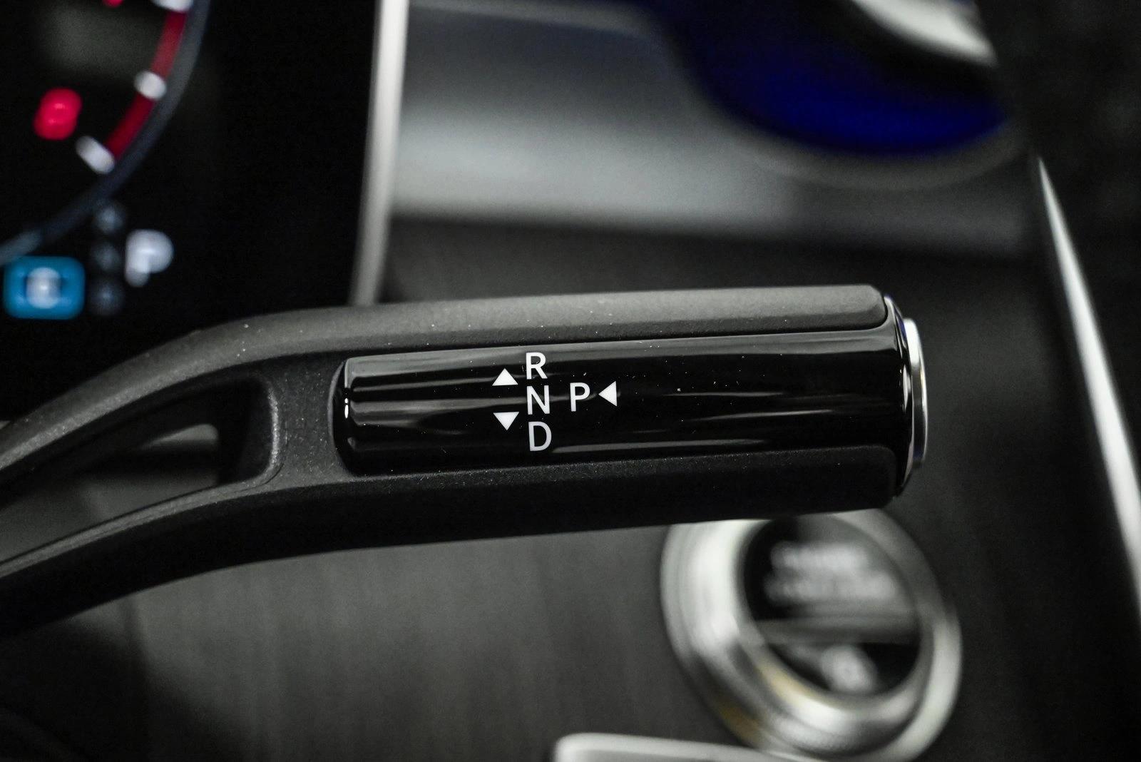 2026 MERCEDES-BENZ C-CLASS - Image 12