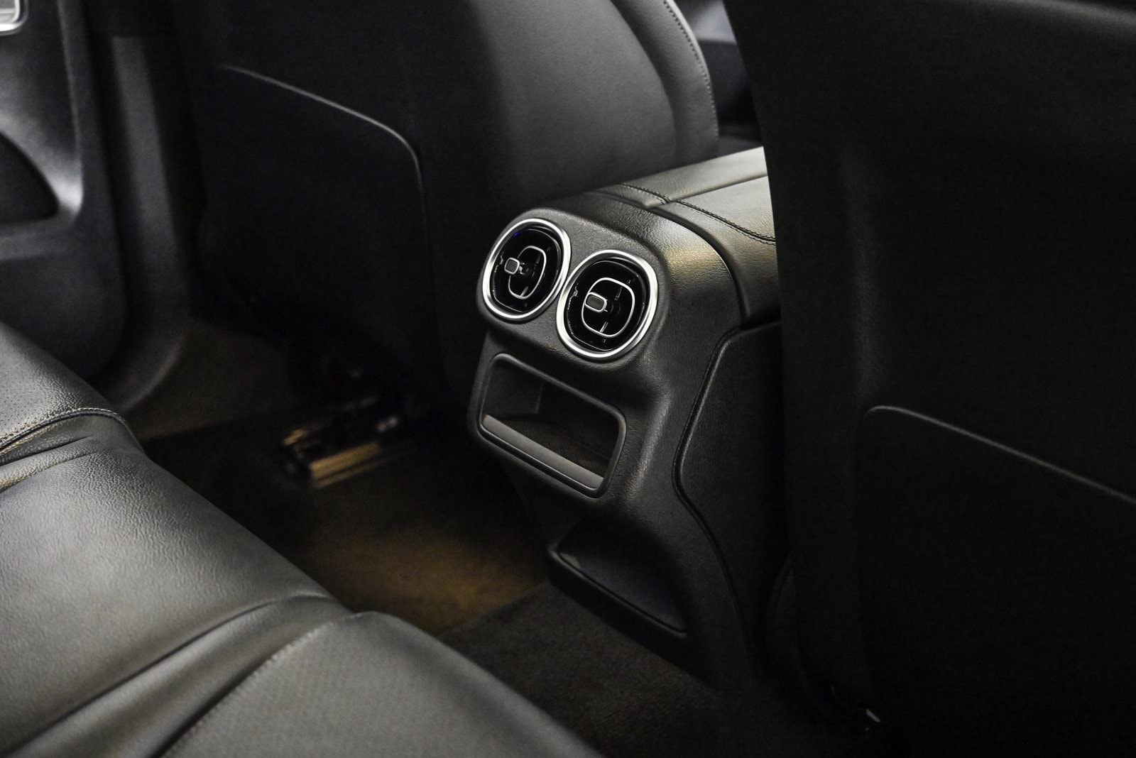 2026 MERCEDES-BENZ GLC-CLASS - Image 18