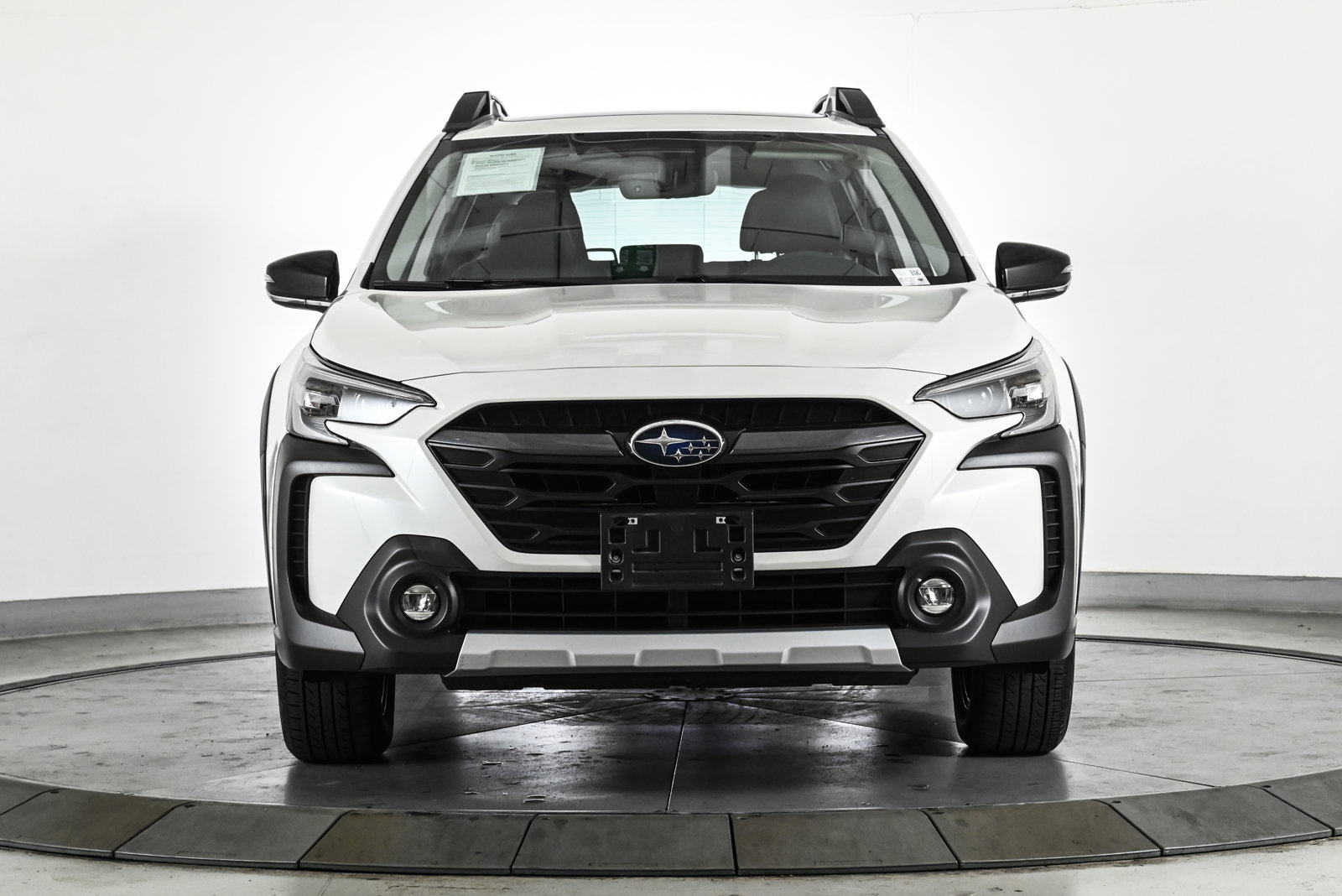 2023 SUBARU OUTBACK - Image 2