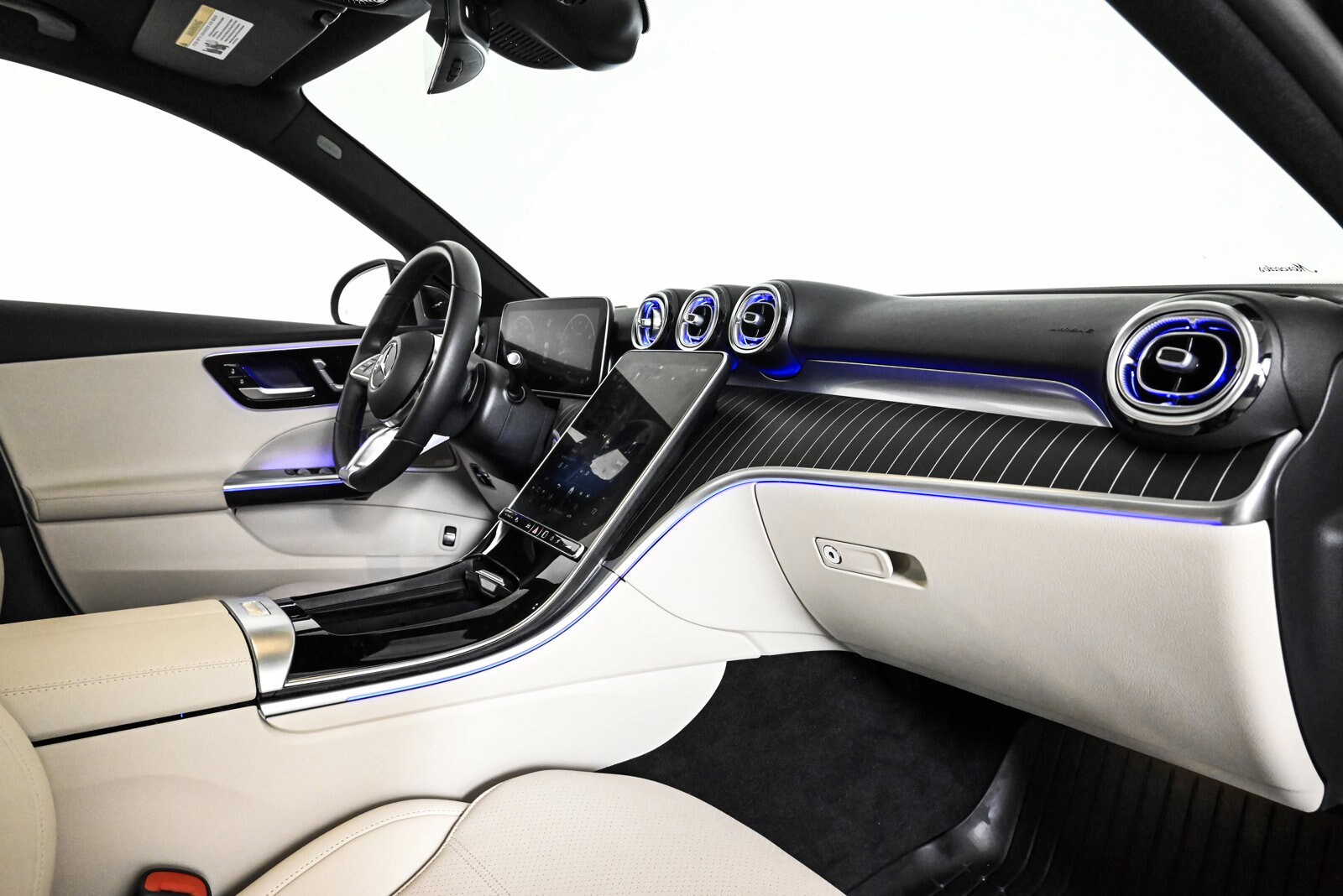 2023 MERCEDES-BENZ C-CLASS - Image 24