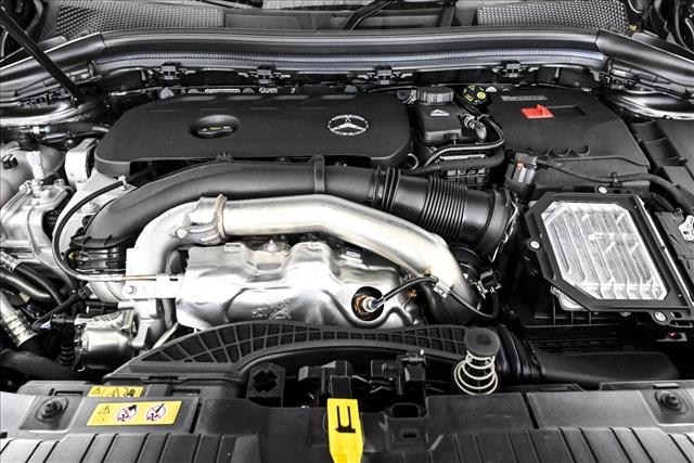 2026 Mercedes Benz GLA 250 4MATIC photo 2