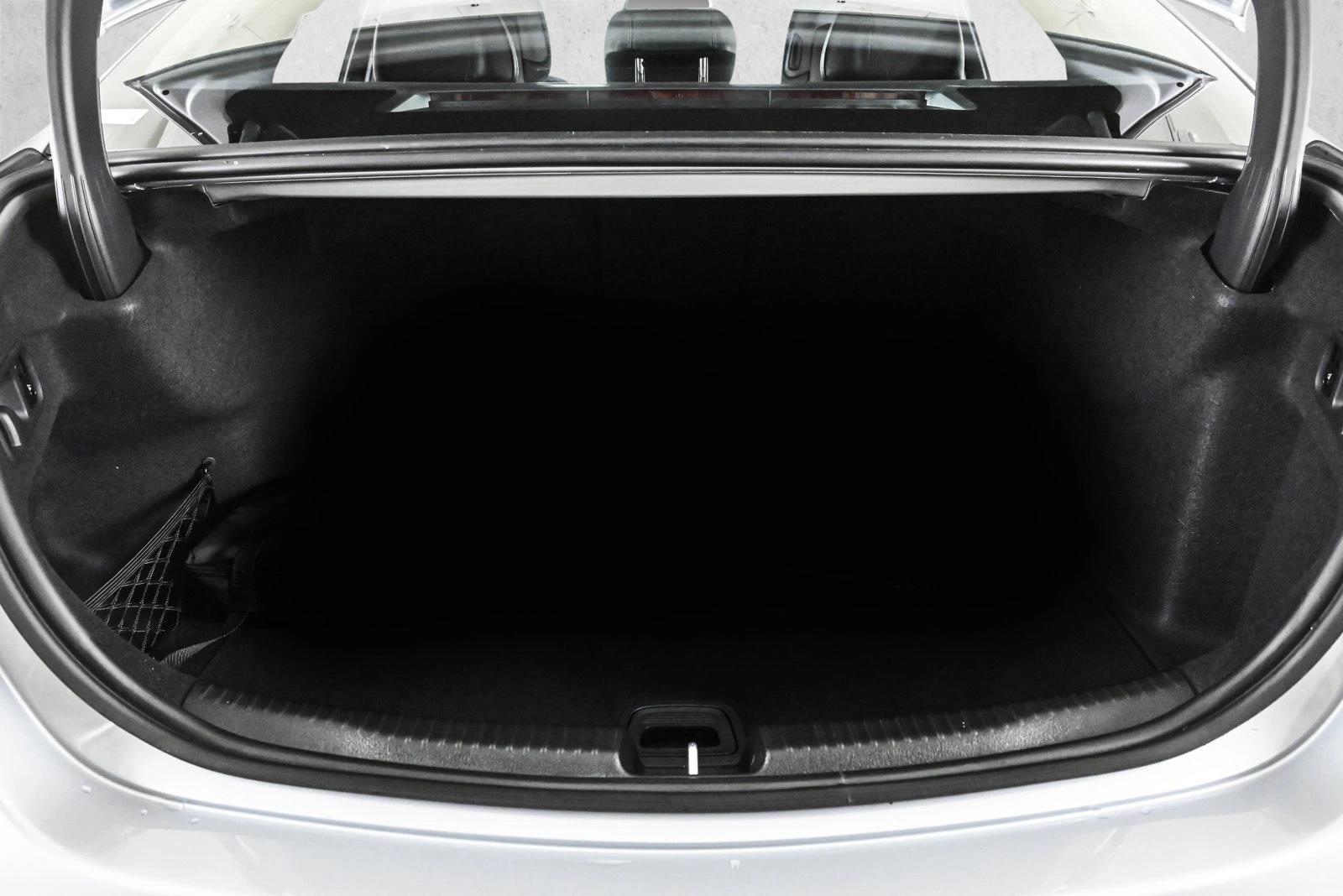 2026 MERCEDES-BENZ C-CLASS - Image 6