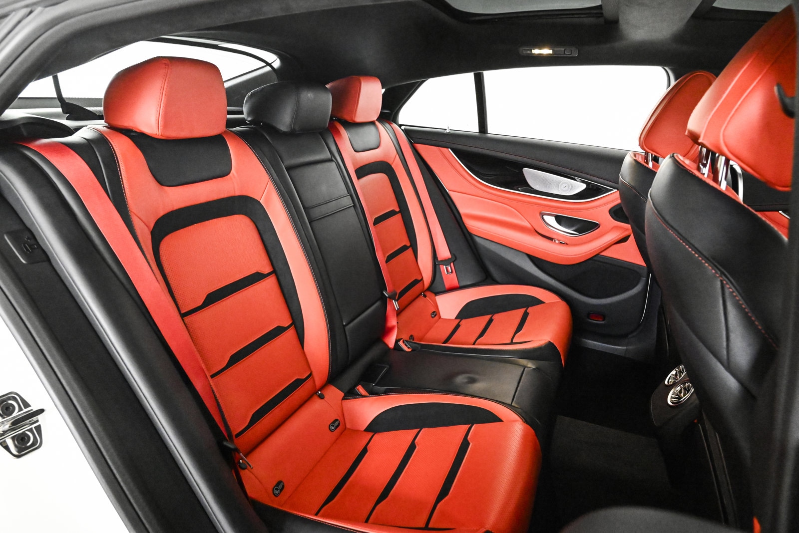 2026 MERCEDES BENZ AMG GT - Image 21