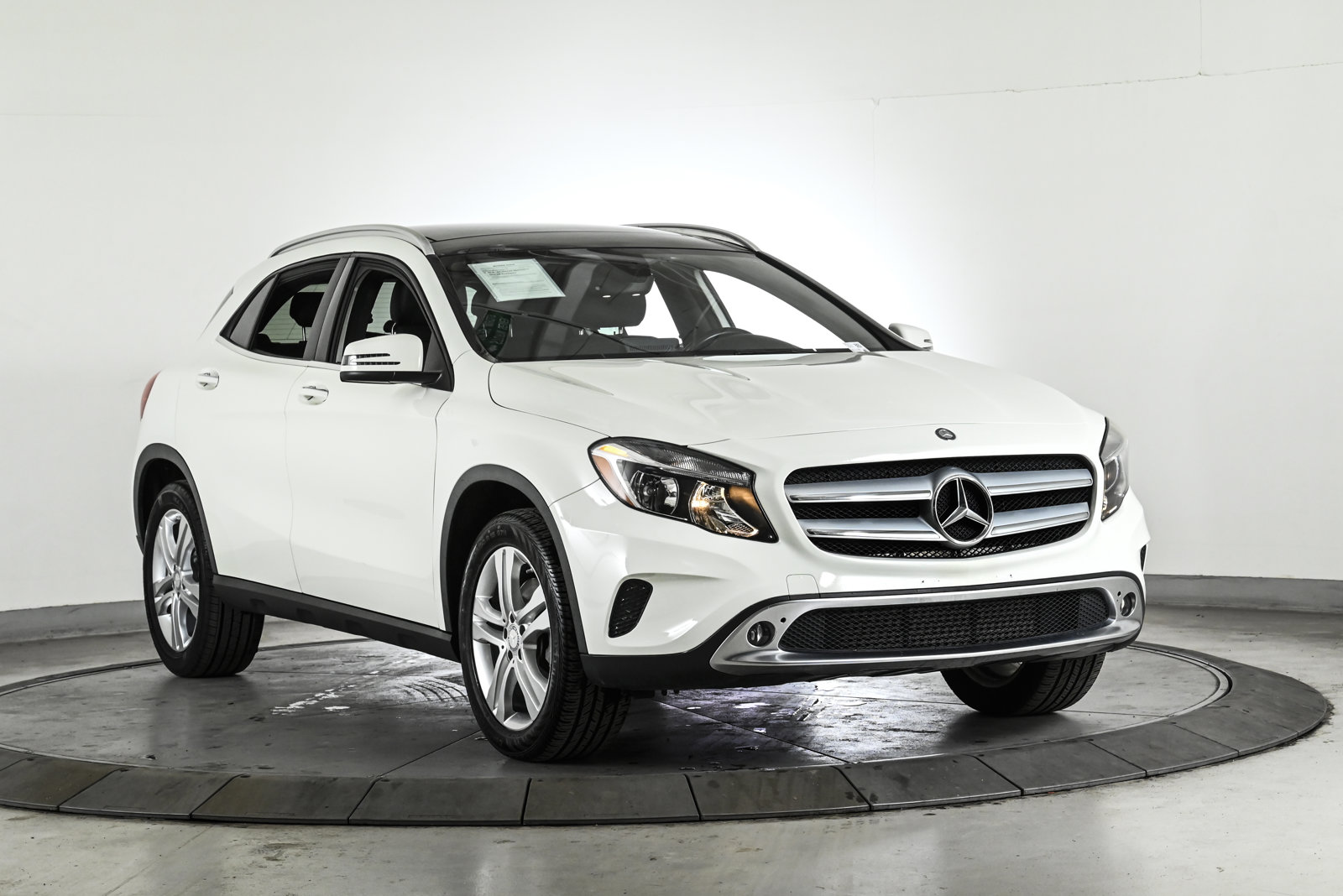 2016 MERCEDES-BENZ GLA-CLASS - Image 3