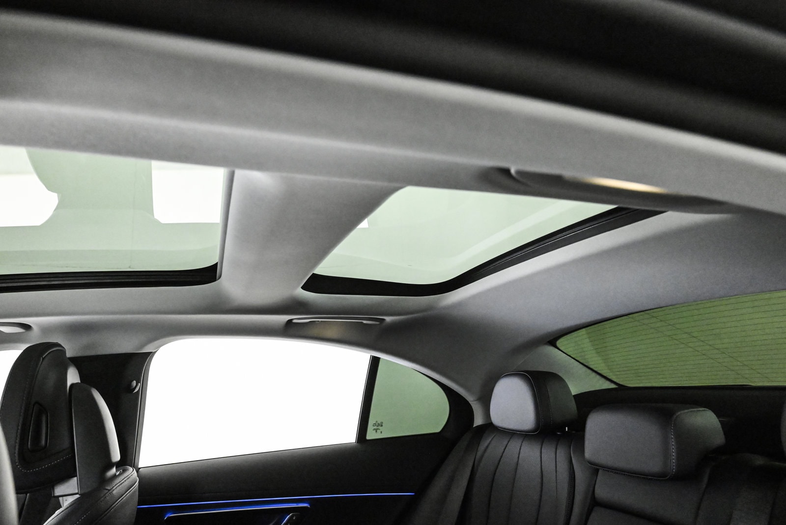 2025 MERCEDES-BENZ E-CLASS - Image 21