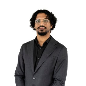 Staff member Antonio Wright from ID_8d3705