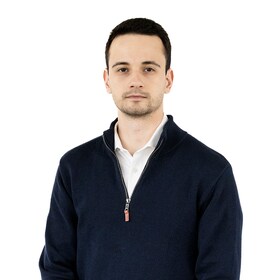 Staff member Ilya Gorodetskiy from ID_8d3705