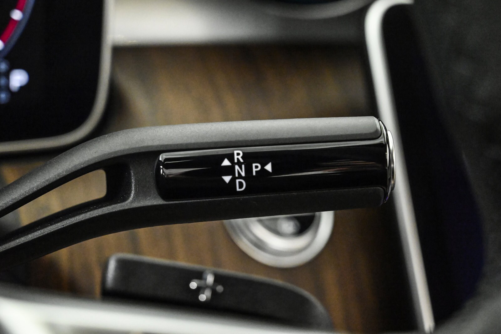 2025 MERCEDES-BENZ C-CLASS - Image 12